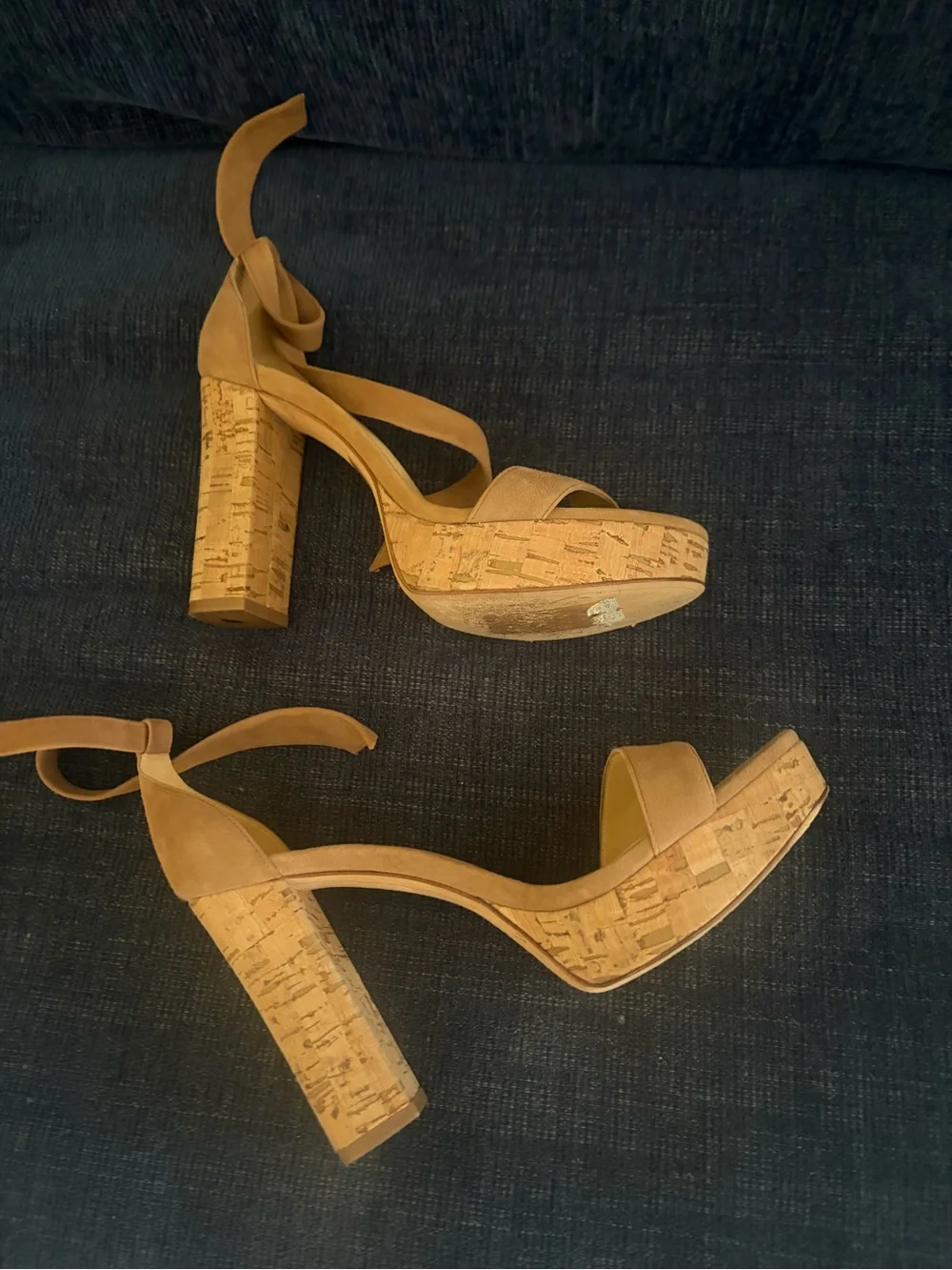 Alexandre Birman Beige Suede Strappy Open Toe Ankle Tie Sz 36 PRISTINE!